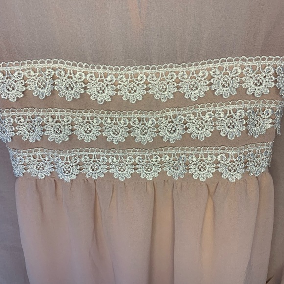 Pink Modern Vintage Dress - Picture 4 of 10